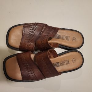Leather Collection Womans Size 6 Brown Sandal